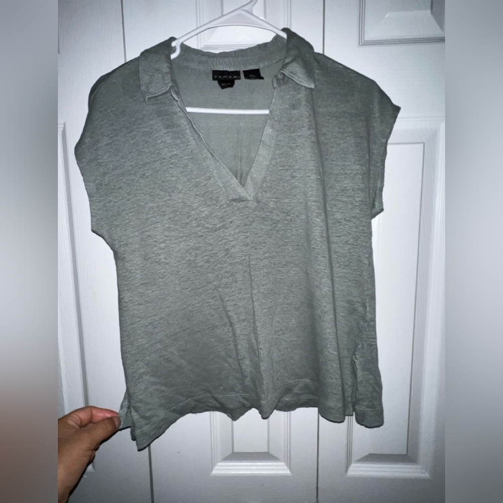 TAHARI BLOUSE WOMENS SIZE M GREEN
